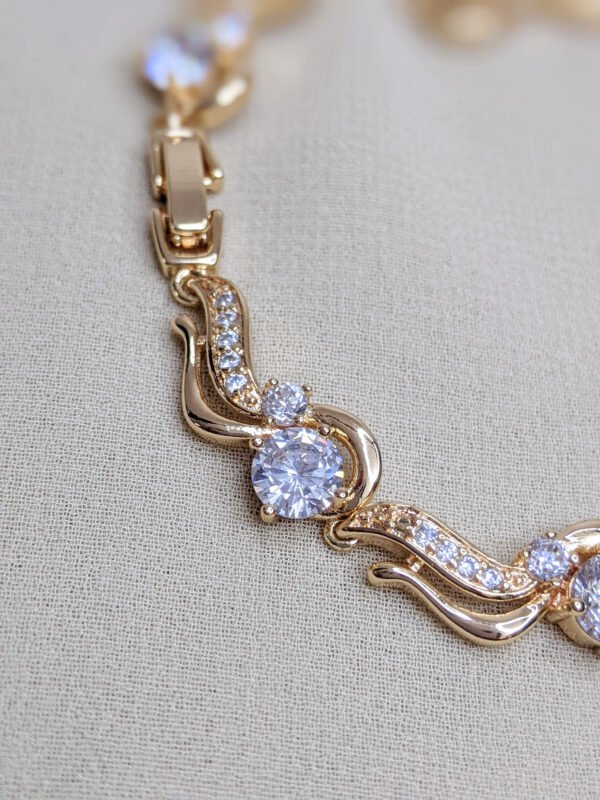 New Stylish Zircon Bracelet - Image 4