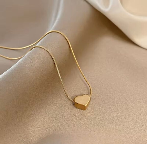 Golden Heart Pendant Necklace - Image 2
