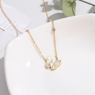 Elegant Butterfly Pendant Necklace – 18K Gold Plated