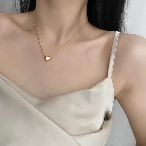 Golden Heart Pendant Necklace - Image 3