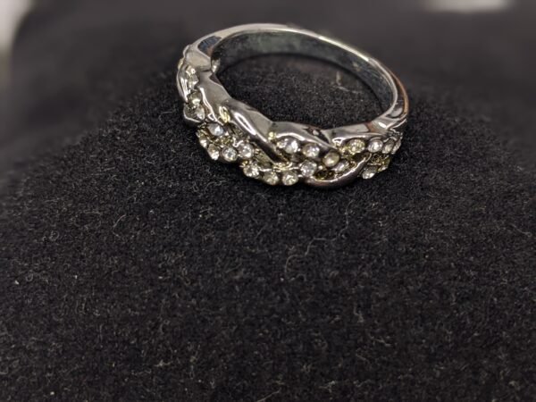 Stylish Silver Zircon Ring - Image 3