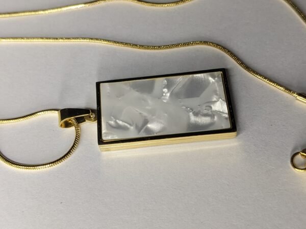 Elegant Double-Sided Reversible Pendant Necklace – Black Onyx & Mother of Pearl - Image 6