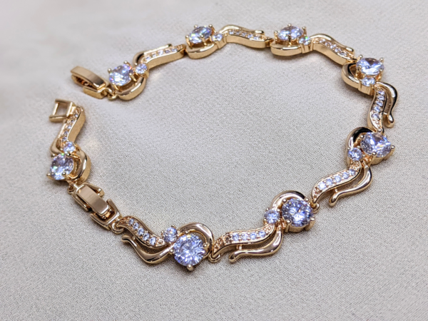 New Stylish Zircon Bracelet - Image 3