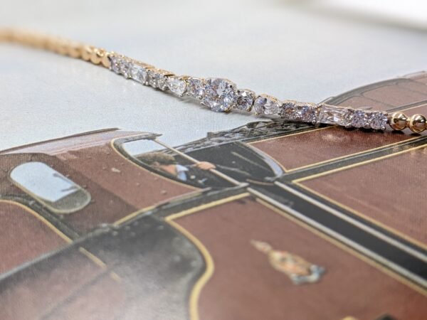 Elegant Zircon Bracelet – Timeless Sparkle - Image 2