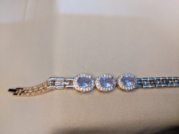 Exquisite Three Diamond Zircon Bracelet - Image 2