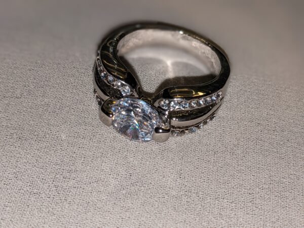 Silver Zircon Ring - Image 5