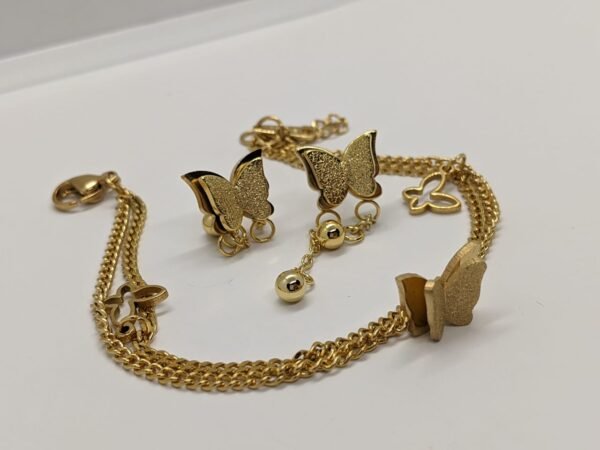 Butterfly Luxe Bracelet & Earrings Set - Image 15