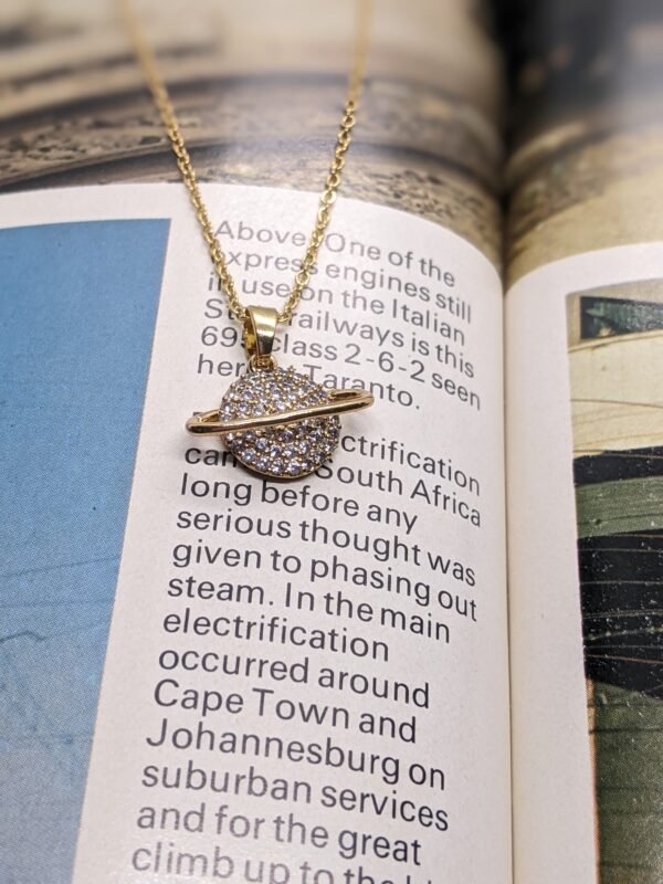 Elegant Gold Orbit Pendant