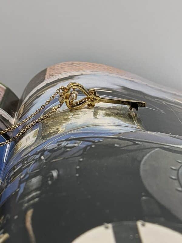 Royal Key Pendant - Image 2