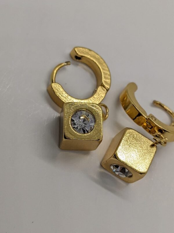 Luxe Cube Zircon Earrings - Image 6