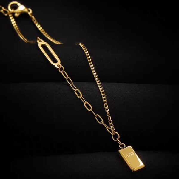 Luxe Gold Bar Bracelet - Image 5