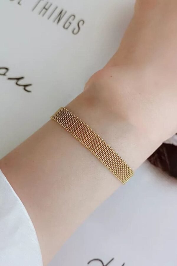 Luxury Gold Mesh Bracelet – Exclusive Edition - Image 2