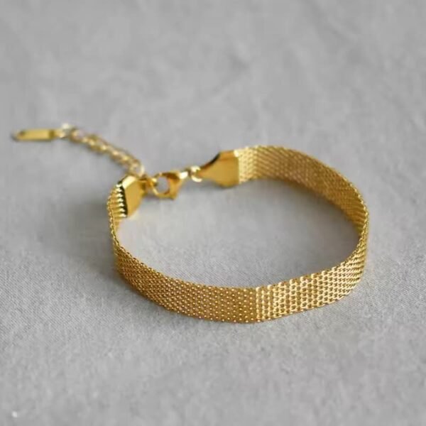 Luxury Gold Mesh Bracelet – Exclusive Edition