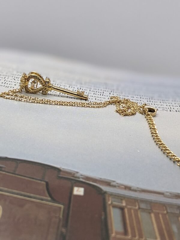 Royal Key Pendant - Image 3