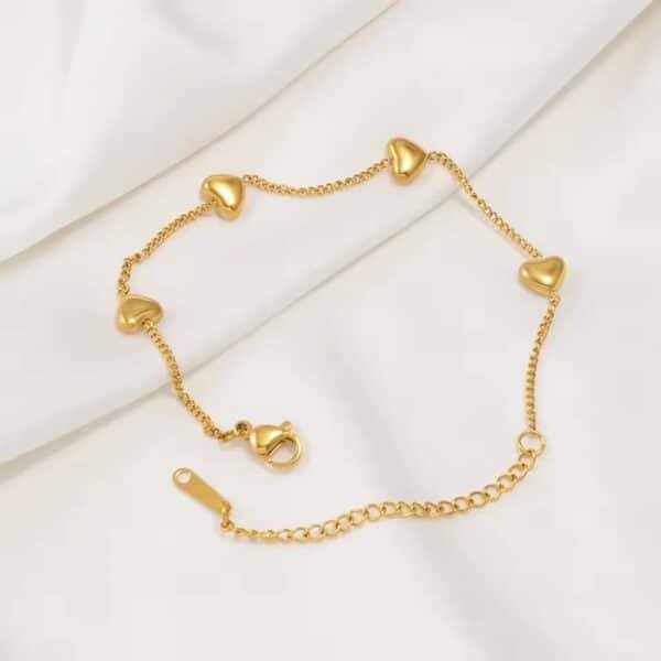 Golden Heart Link Bracelet - Image 3