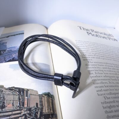 Minimal Leather Loop Cuff